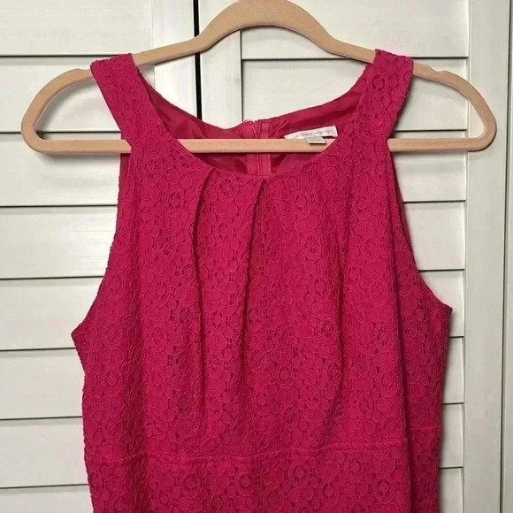 New York & Company Lace Pleated Halter Fit & Flare Dress Size 8 Hot Pink - Picture 3 of 9